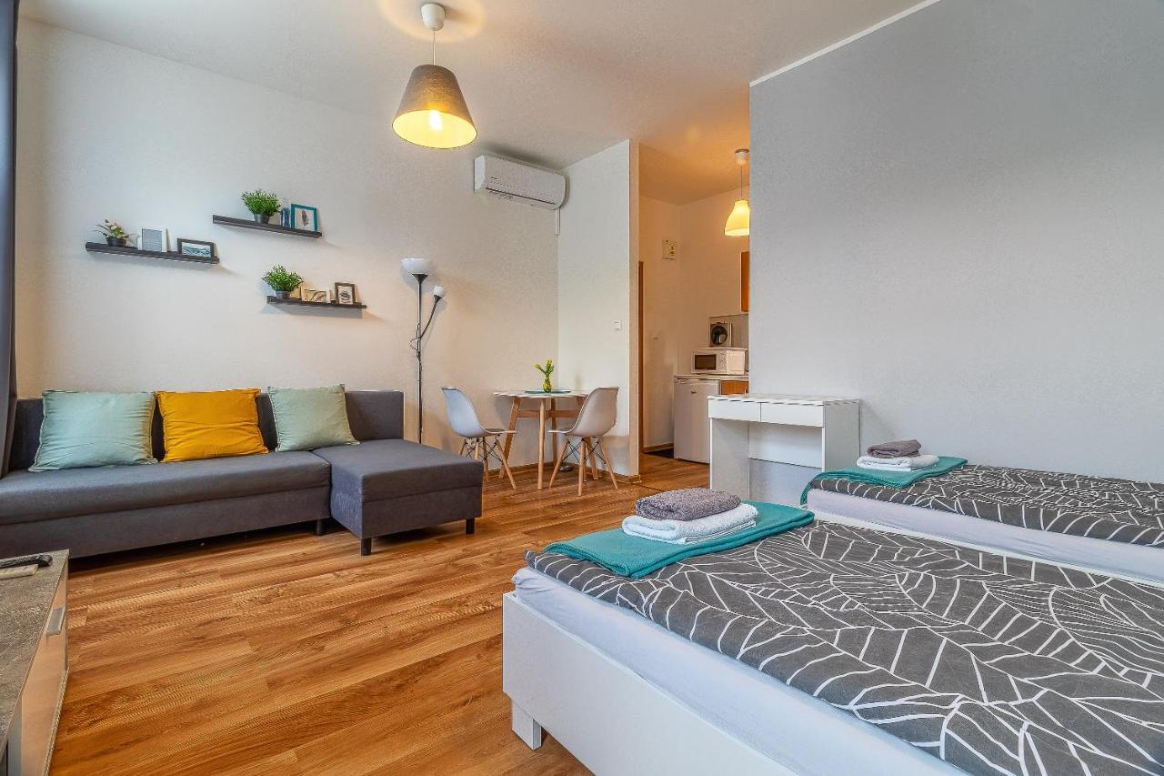 Jonas Apartments - Great Location Near Bratislava City Center Exterior foto